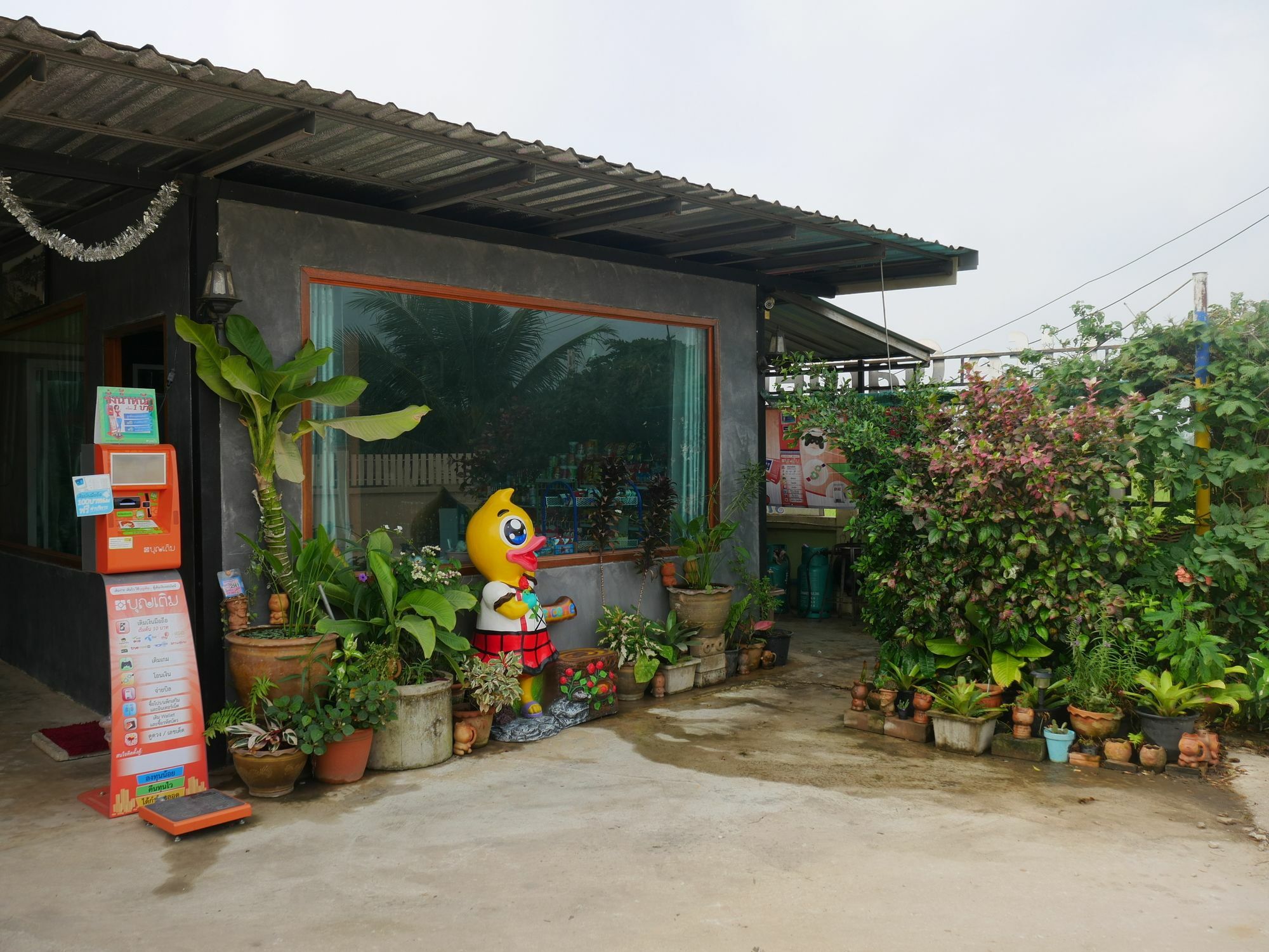 Viriya Resort Phitsanulok Bagian luar foto
